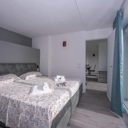 Rustichel Fantastic View - Happy * Toscolano Maderno