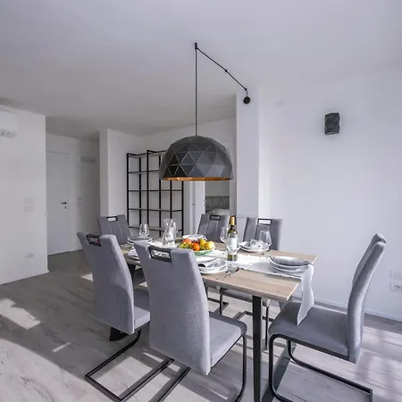 Rustichel Fantastic View - Happy * Toscolano Maderno